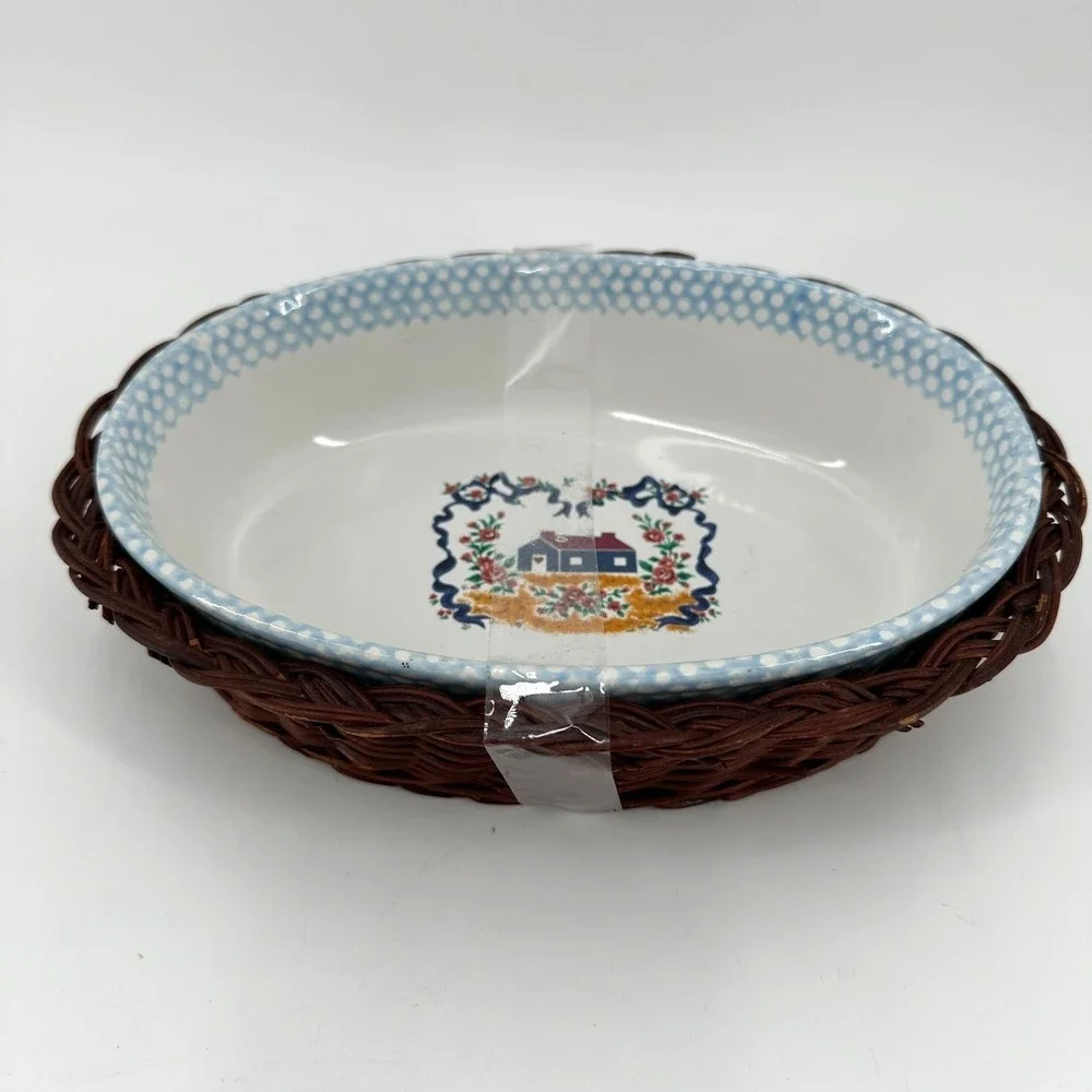Oval Ceramic Baking Dish Wicker Basket Carrier Country Cottage Blue Polka Dot